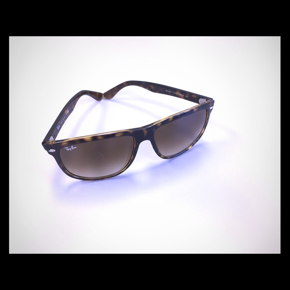 Women's Ray-Ban "Boyfriend" Polarized Sunglasses